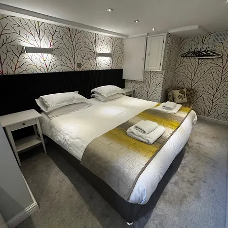 Garden Mews - 2 Double Bedrooms - Apartamento Harrogate