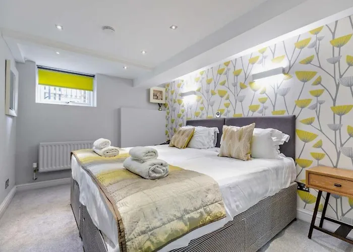 Garden Mews - 2 Double Bedrooms - * Harrogate